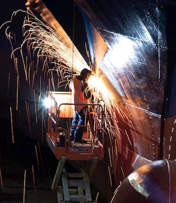 caledonian-sky-welder